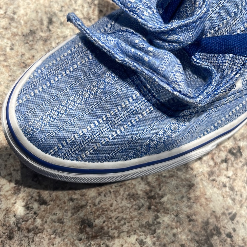 Vans - Picture 7 of 8